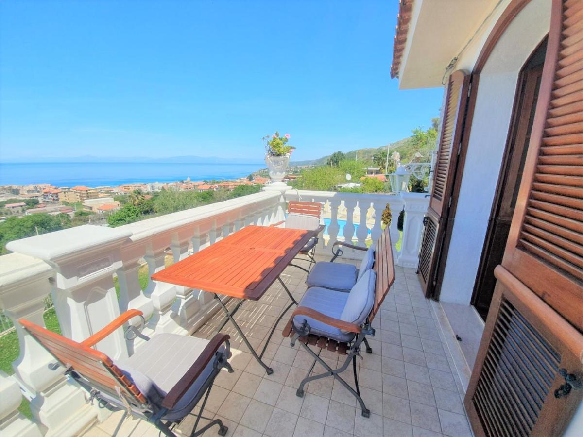 Villa Fontana Tropea Exterior photo