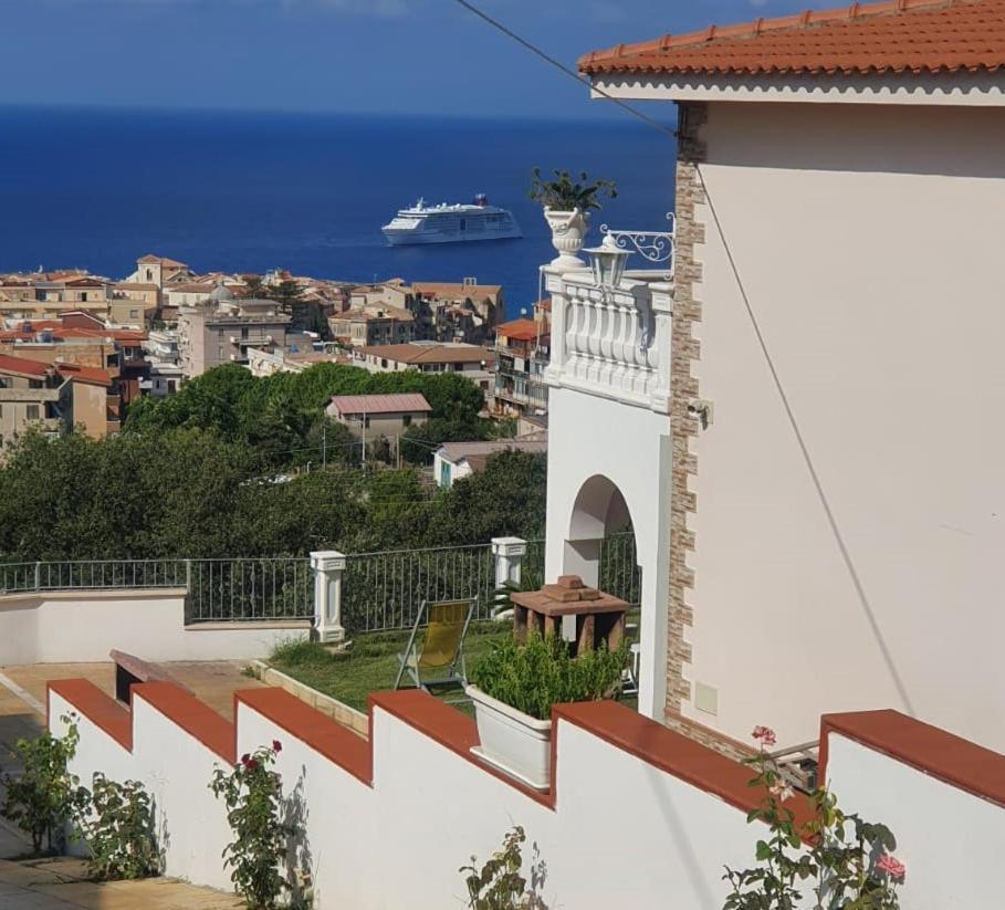 Villa Fontana Tropea Exterior photo